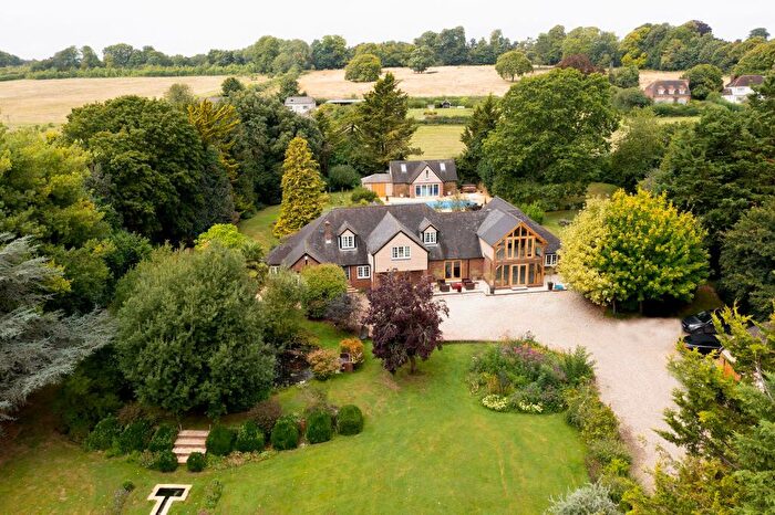 6 Bedroom Detached House For Sale In Weston Road, Upton Grey, RG25