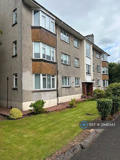 3 Bedroom Flat To Rent In Castle Court, Glasgow, G77