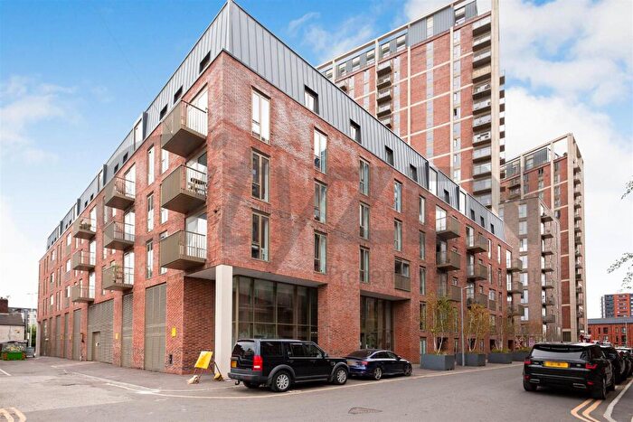 3 Bedroom Flat For Sale In Block C, Hulme Street, Salford, M5