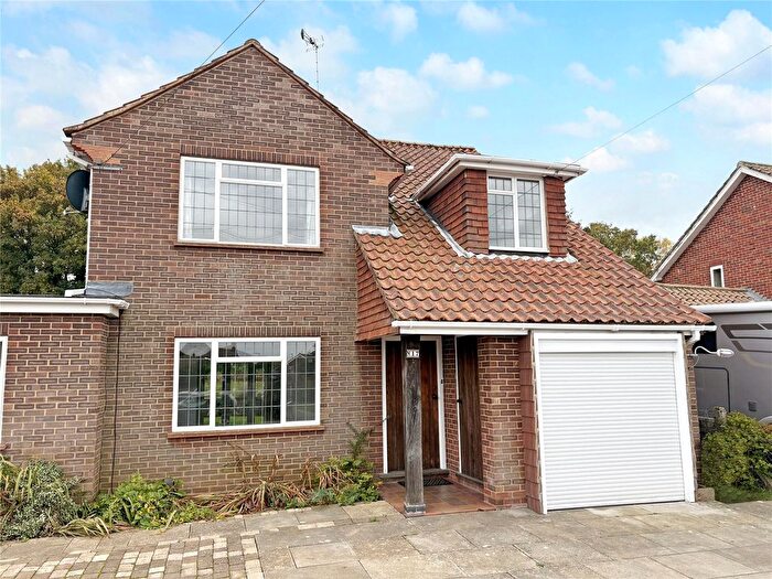 4 Bedroom Semi-Detached House For Sale In Guildford, Surrey, GU2
