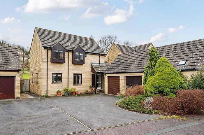4 Bedroom Detached House For Sale In Sandford Leaze, Avening, Tetbury, GL8