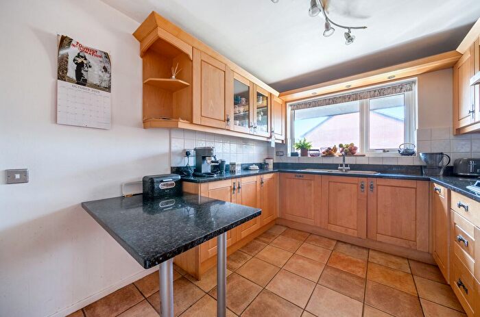 3 Bedroom Detached House For Sale In Jeffries Close, Rownhams, Southampton, Hampshire, SO16