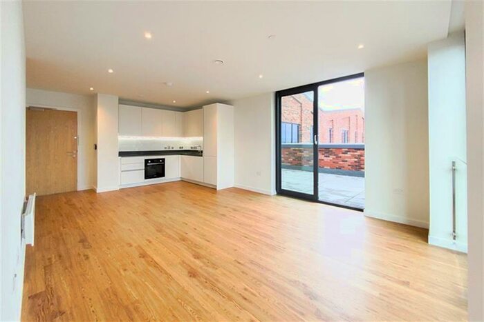 2 Bedroom Apartment To Rent In Mountyard, Old Mount Street, M4