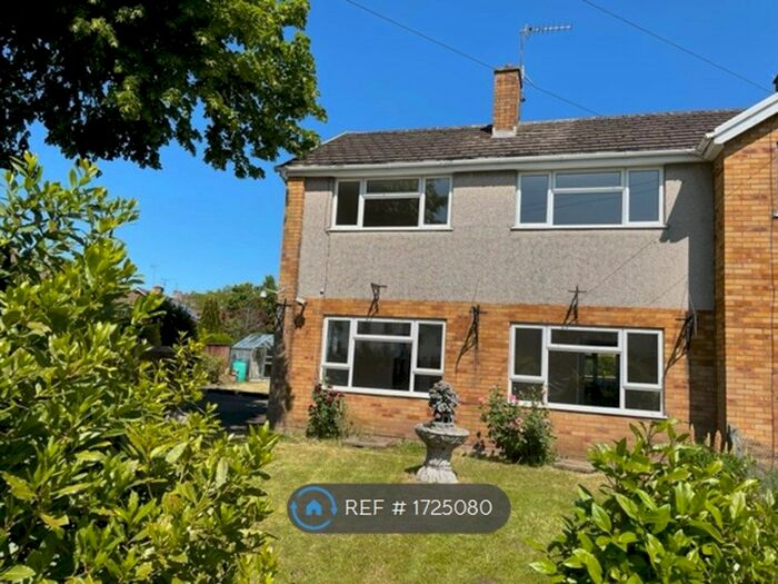 3 Bedroom Semi-Detached House To Rent In Priory Gardens, Usk, NP15