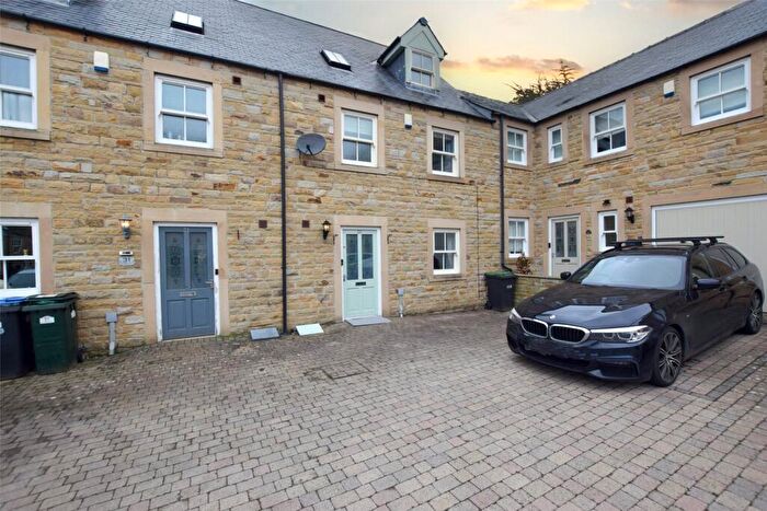 4 Bedroom Terraced House For Sale In Thorngate Place, Barnard Castle, County Durham, DL12