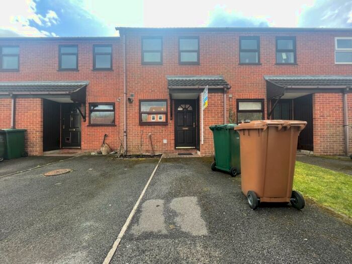 2 Bedroom Town House To Rent In The Potlocks, Willington, Derby, Derbyshire, DE65