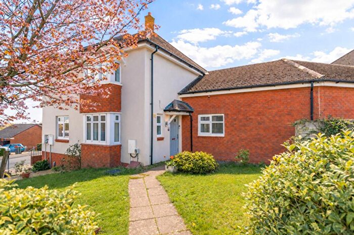 3 Bedroom Semi-Detached House For Sale In Ridgeway Park Road, Newport, NP20