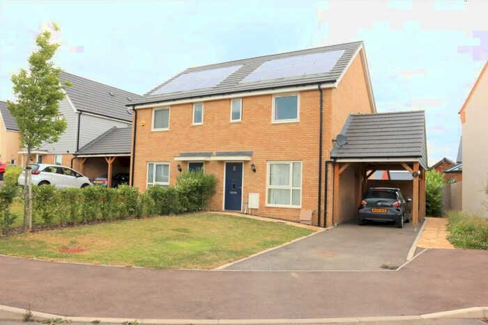 3 Bedroom Semi-Detached House To Rent In Whitebred Chase, Whitehouse, Milton Keynes, MK8