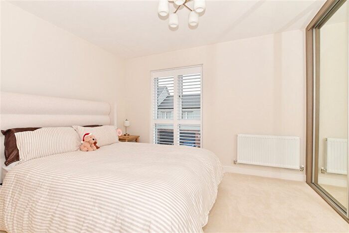2 Bedroom End Terrace House For Sale In Coppice Close, Tunbridge Wells, Kent, TN2