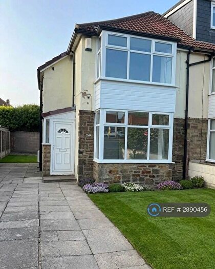 3 Bedroom Semi-Detached House To Rent In Haworth Road, Bradford, BD9
