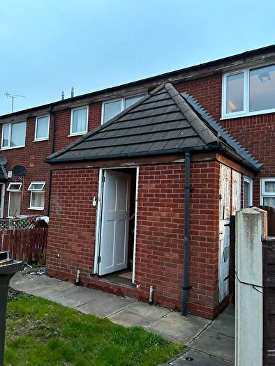 2 Bedroom Flat To Rent In Phoenix Rise, Wednesbury, WS10