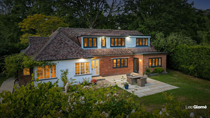 4 Bedroom Detached House To Rent In Durfold Wood, Plaistow, RH14
