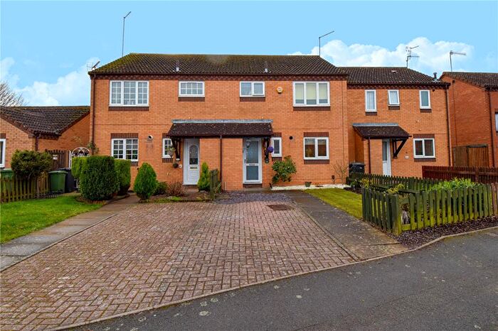 3 Bedroom Terraced House To Rent In Cedar Road, Redditch, Worcestershire, B97