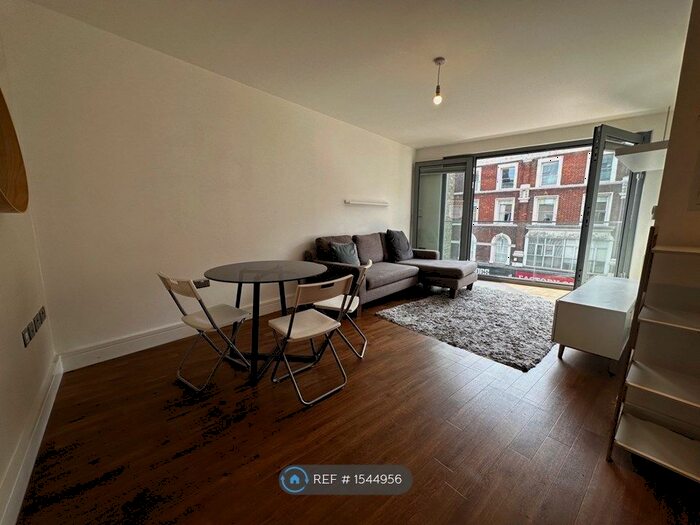 2 Bedroom Flat To Rent In Kingsland High Street, London, E8