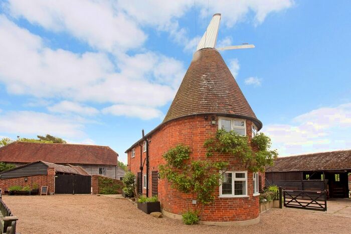 4 Bedroom Detached House To Rent In Winkhurst Green, Ide Hill, Sevenoaks, TN14