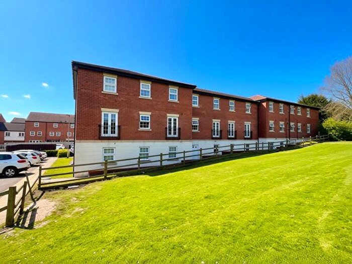 2 Bedroom Flat To Rent In Horse Fair Lane, Rothwell, Kettering, Northamptonshire, NN14