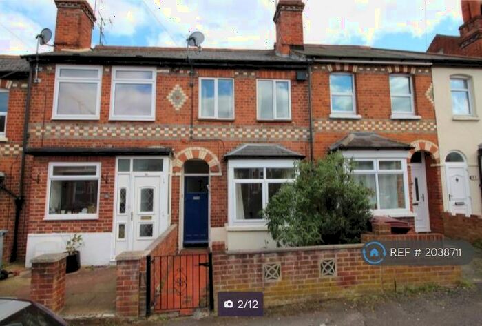 2 Bedroom Terraced House To Rent In Shaftesbury Road, Reading, RG30