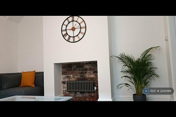 1 Bedroom Flat To Rent In Princes Avenue, Hull, HU5