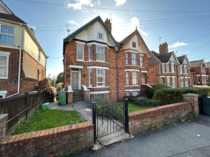 4 Bedroom Flat For Sale In Canterbury Road, Folkestone, CT19