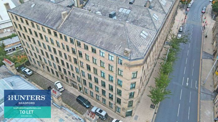 2 Bedroom Apartment To Rent In Broad Street, Bradford, BD1