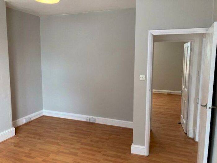 1 Bedroom Apartment To Rent In Denmark Road, Kingsholm, GL1