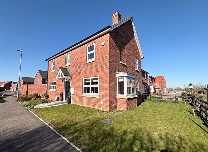 4 Bedroom Detached House For Sale In Buddleia Drive, Louth, LN11