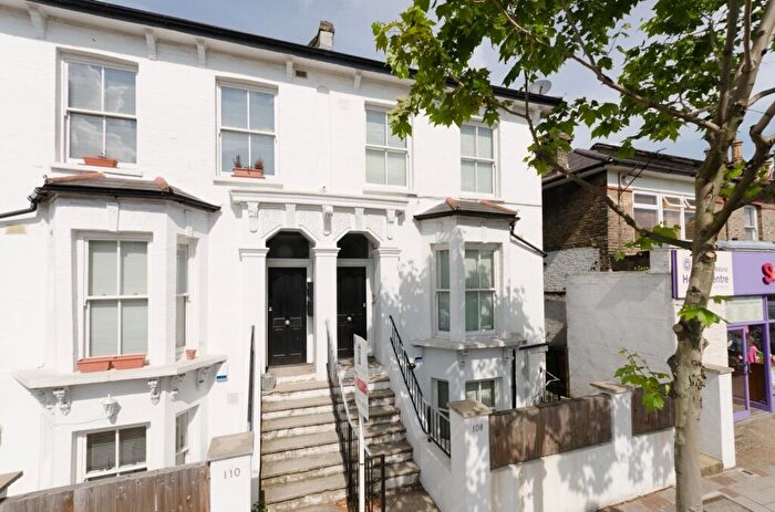2 Bedroom Flat To Rent In Lordship Lane East Dulwich, SE22