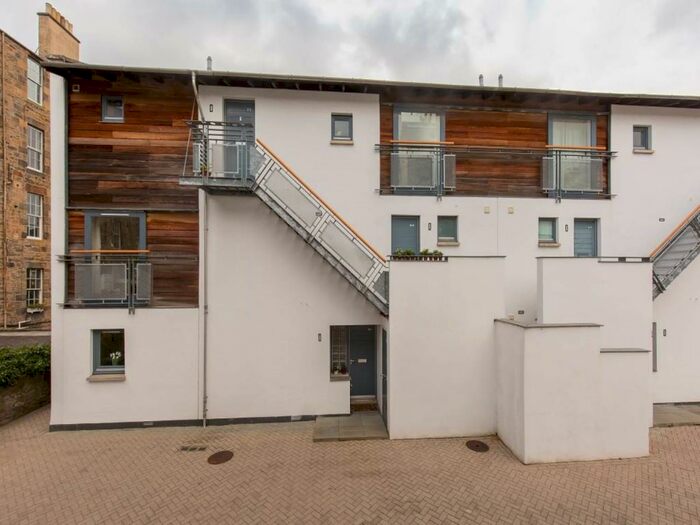 2 Bedroom Flat To Rent In Dublin Street Lane North, City Centre, Edinburgh, EH3