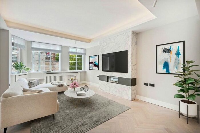 2 Bedroom Flat To Rent In Sloane Street, London, SW1X
