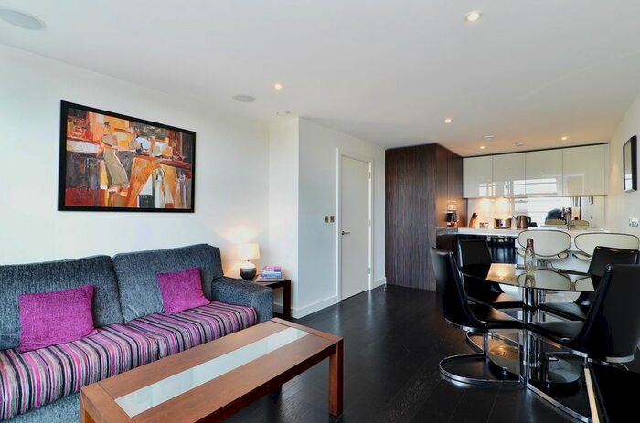 1 Bedroom Flat To Rent In Grosvenor Waterside, Chelsea, SW1W