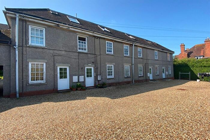 1 Bedroom Flat To Rent In Roseland, Bath Road, Devizes, SN10