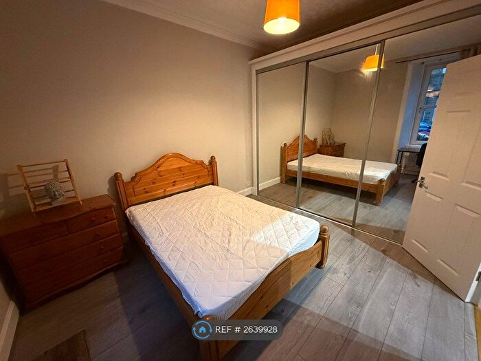 1 Bedroom Flat To Rent In Restalrig Road South, Edinburgh, EH7