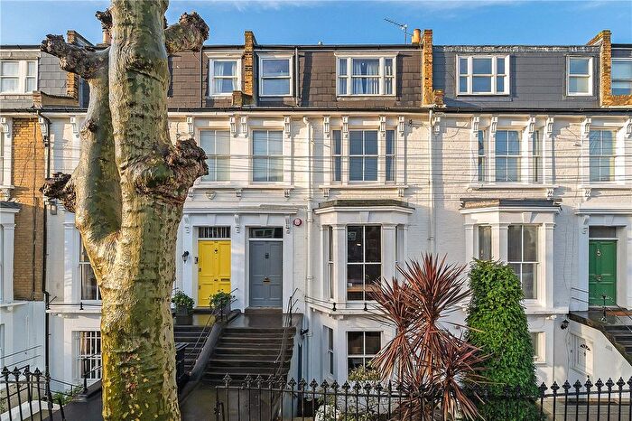 5 Bedroom Terraced House For Sale In Barclay Road, Fulham, London, SW6