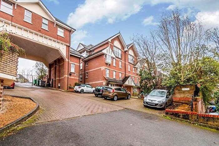 1 Bedroom Flat To Rent In Westridge Road, Southampton, SO17