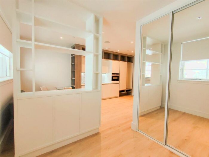 Studio To Rent In Ewing House, Brentwood, CM14