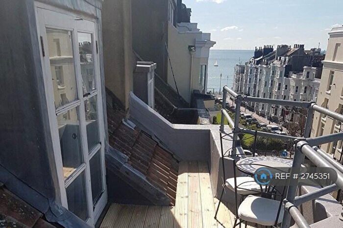 2 Bedroom Penthouse To Rent In Devonshire Place, Brighton, BN2