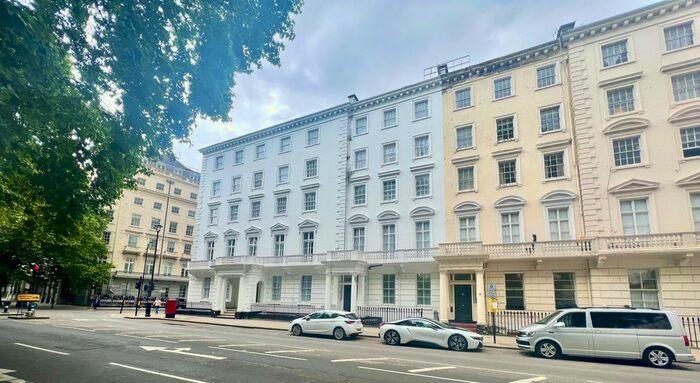 3 Bedroom Flat To Rent In Eccleston Square, Pimlico, London, SW1V