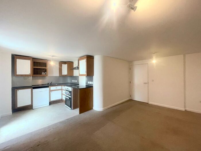 2 Bedroom Flat To Rent In Back Hamlet, Ipswich, IP3