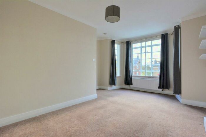 2 Bedroom Apartment To Rent In Granville Park, London, SE13