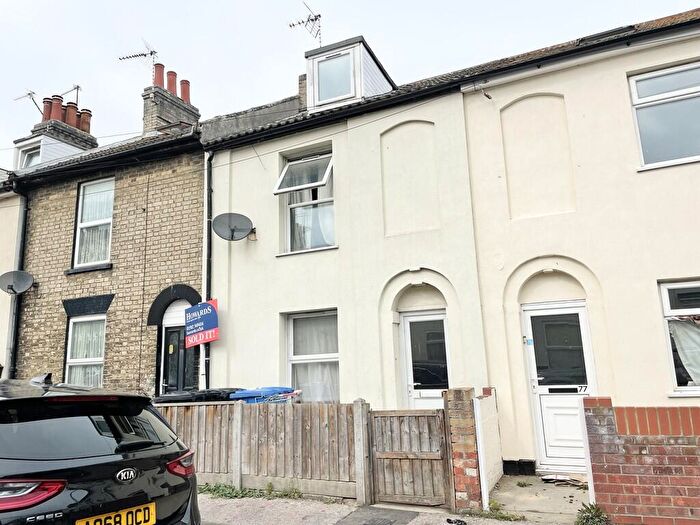 3 Bedroom Terraced House To Rent In Tonning Street, NR32