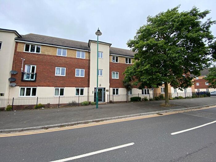 Apartment To Rent In Eagle Way, Hampton Centre, Peterborough, PE7