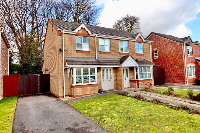 3 Bedroom Semi-Detached House For Sale In Lancaster Drive, Market Rasen, LN8