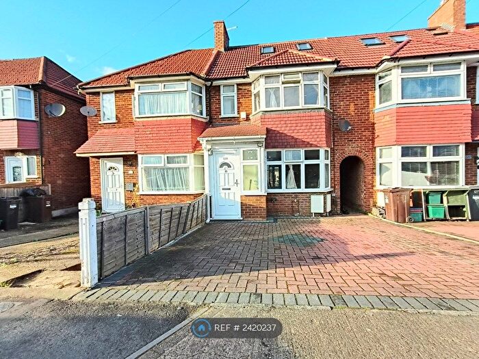 3 Bedroom Terraced House To Rent In Pears Road, Hounslow, TW3