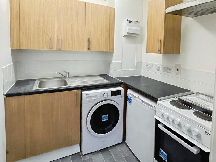 1 Bedroom Flat To Rent In Bushfield Court, Orton Goldhay, PE2