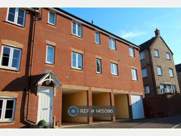 3 Bedroom Terraced House To Rent In Shambles Drive, Copplestone, EX17