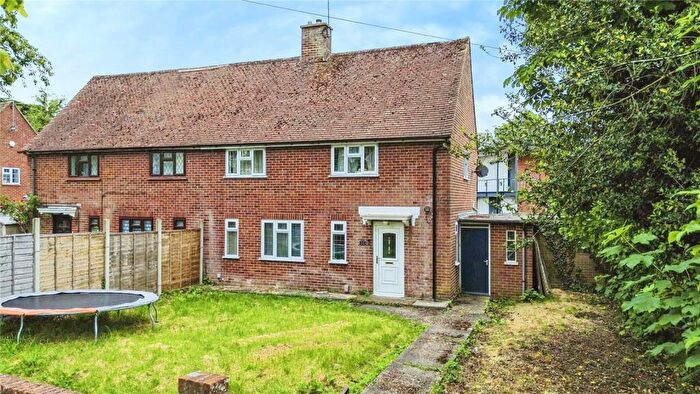 4 Bedroom Semi-Detached House For Sale In Coley Avenue, Reading, Berkshire, RG1