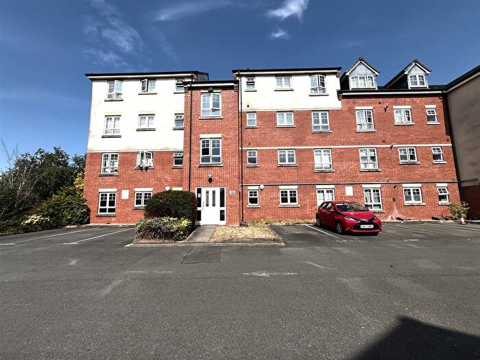 2 Bedroom Property For Sale In Turberville Place, Warwick, CV34