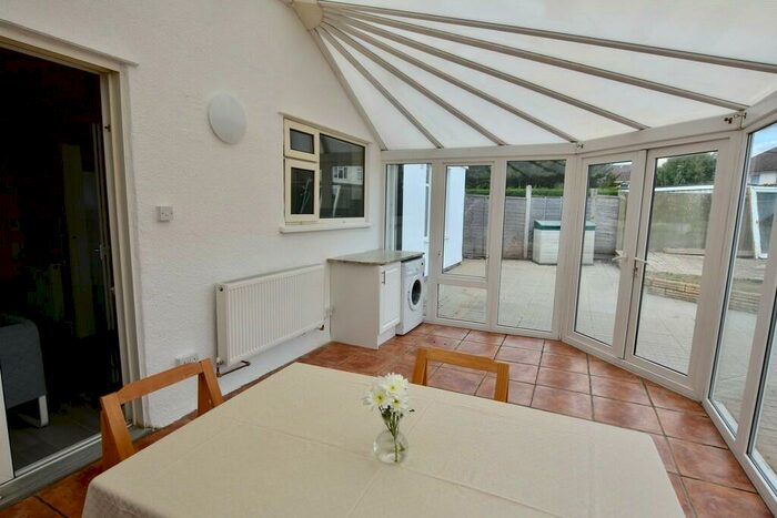 6 Bedroom Detached House To Rent In Frobisher Avenue, Wallisdown, BH12