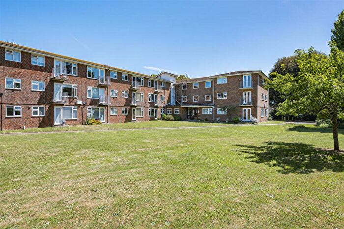 2 Bedroom Flat For Sale In Belgrave Road, Seaford, BN25