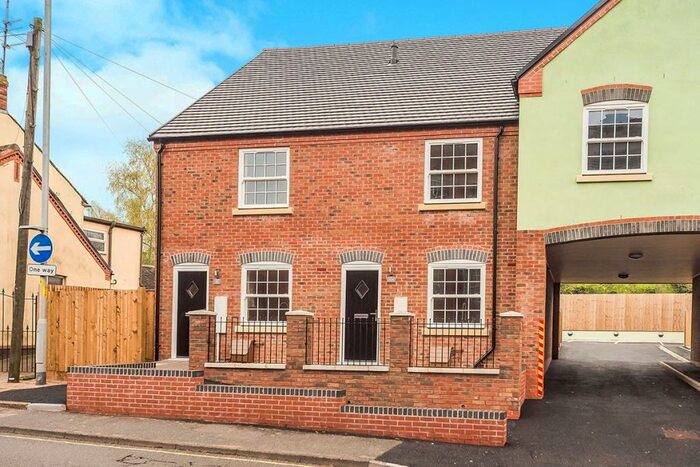 2 Bedroom Terraced House To Rent In Mitton Street, Stourport-On-Severn, Worcestershire, DY13